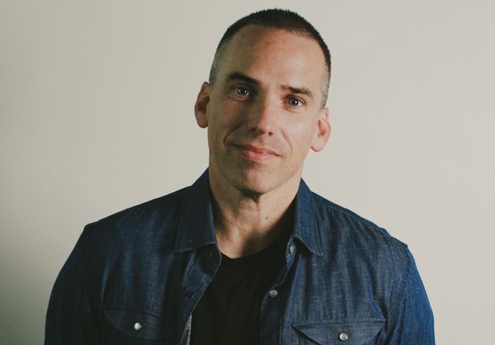 Direktr stopper efter et r