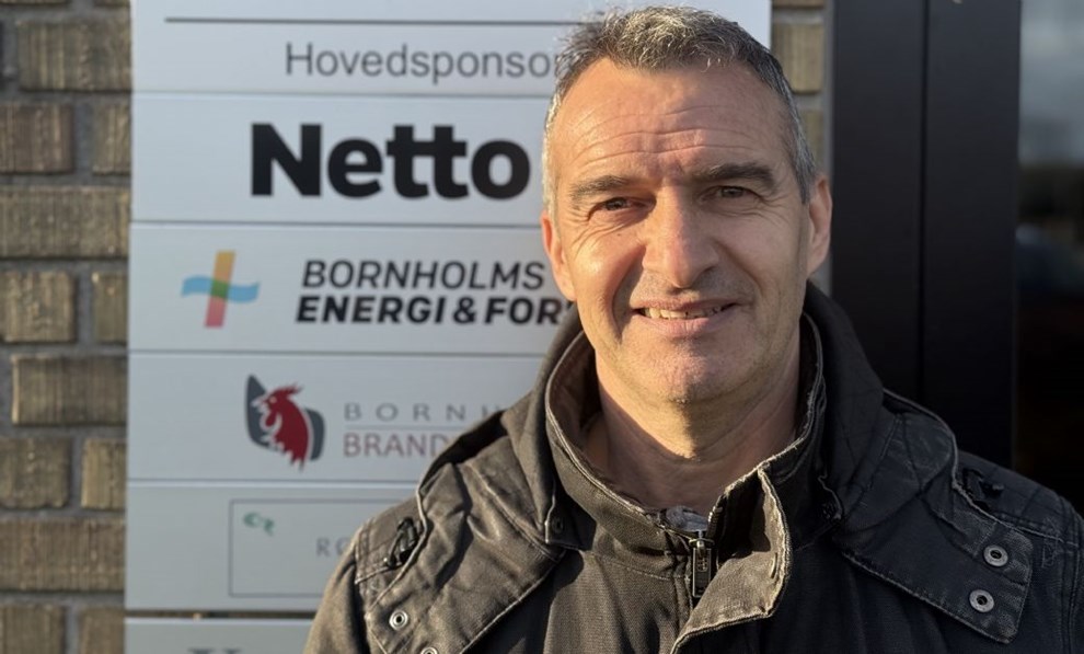 Halil er fodbolddommer: 'Jeg synes, det er fantastisk'