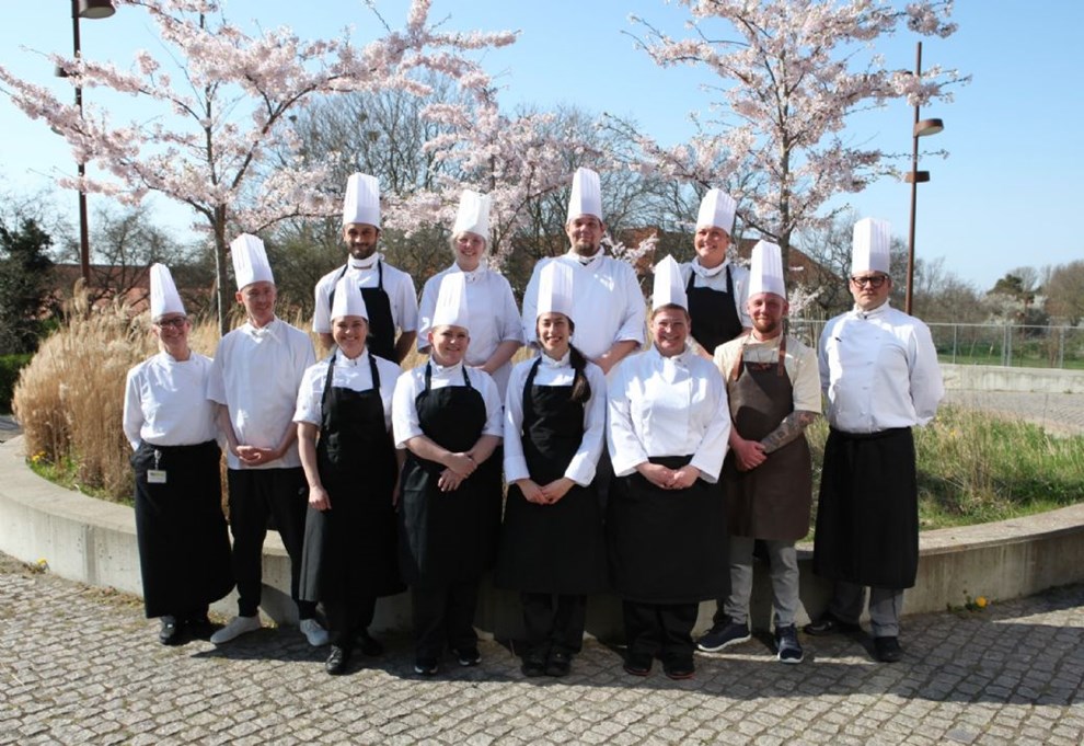 11 turbokokke har fået deres huer 11 turbokokke har fået deres huer