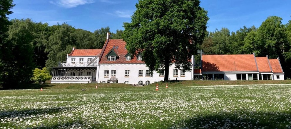 De begrede efterskolen konkurs