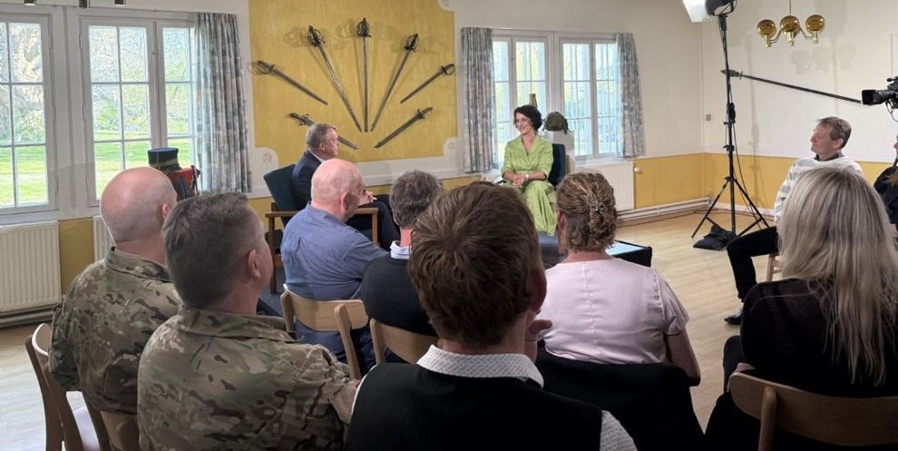 Borgerm�de med L�kke: 'Energi� Bornholm skal p� bordet igen'