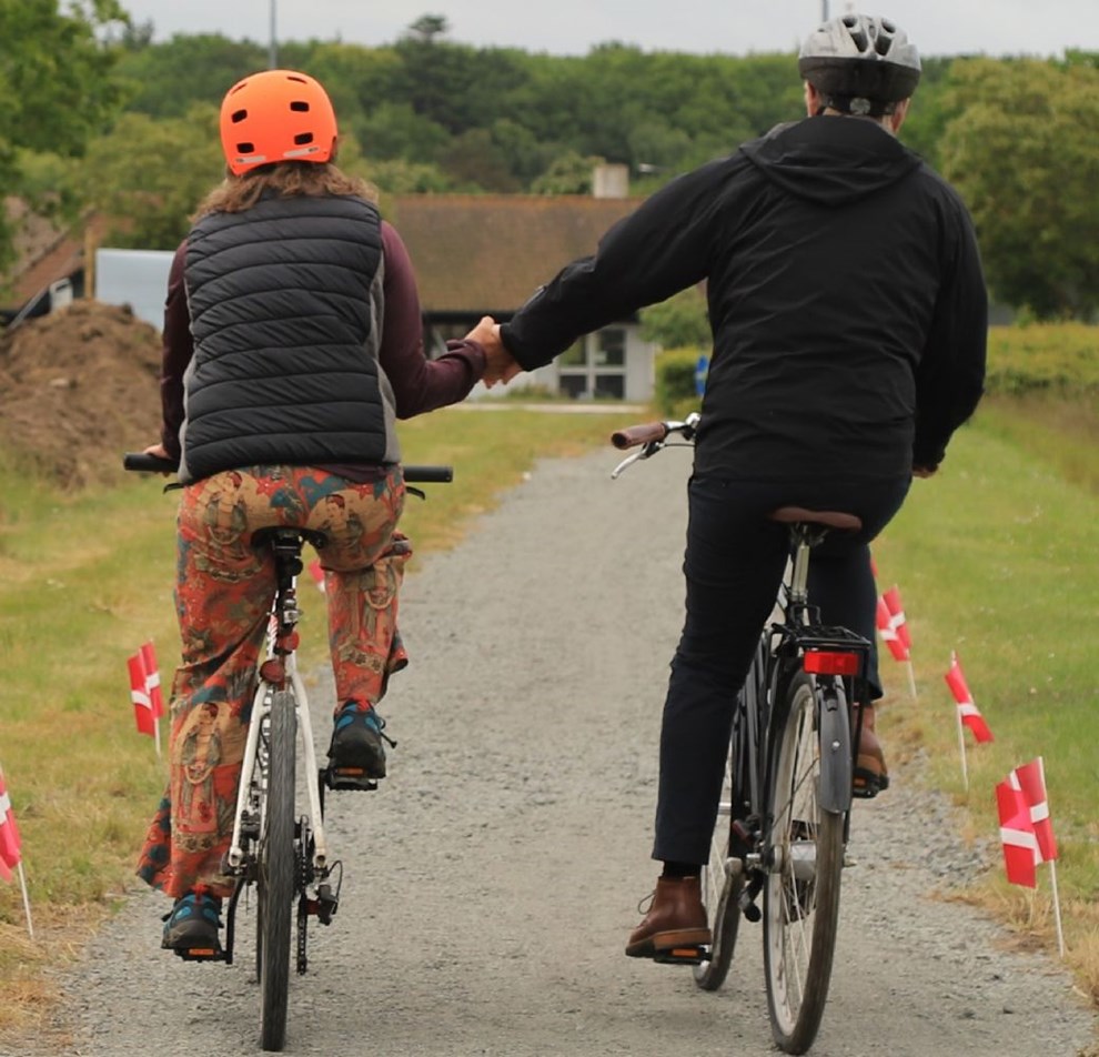 Nu er farlig vej gjort sikker: Ildsj�le tog den f�rste tur