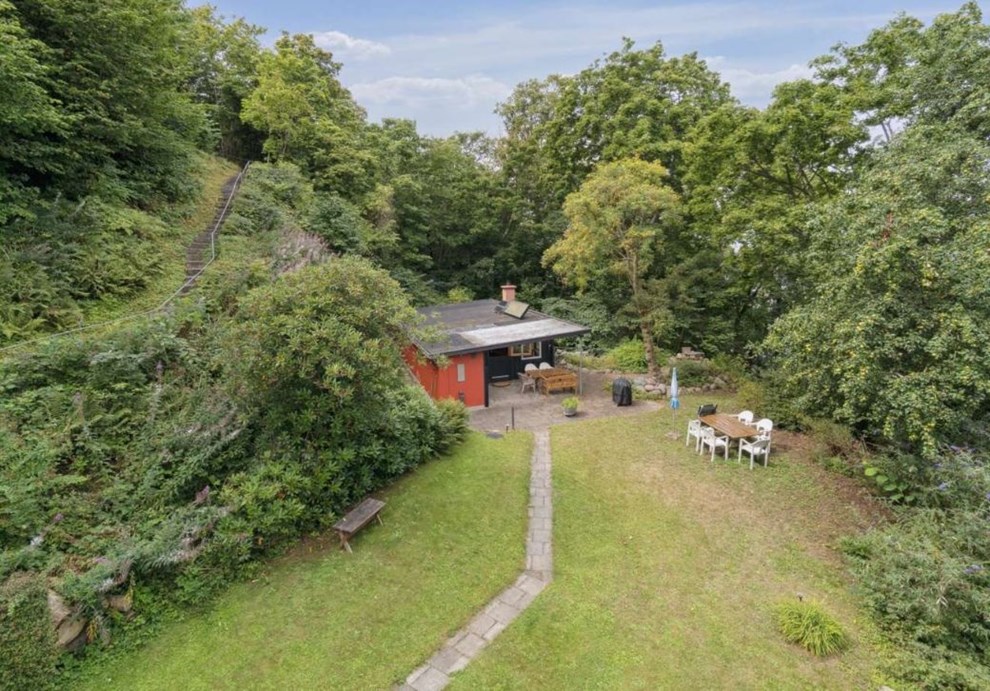 Lille hus ender i budkrig - nu bliver det afgjort Lille hus ender i budkrig - nu bliver det afgjort