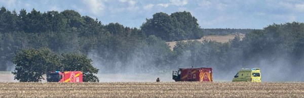 Held i uheld ved markbrand
