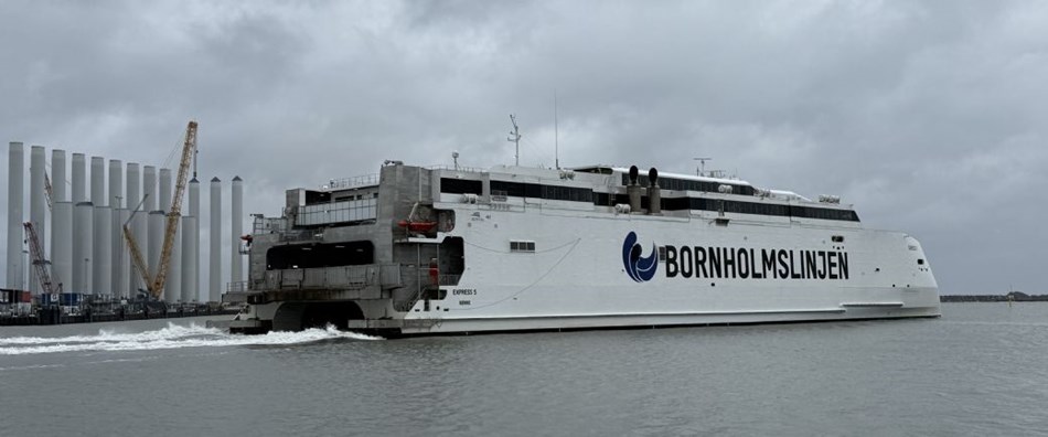 Staten �bner kassen: Milliongave til Bornholmslinjen 