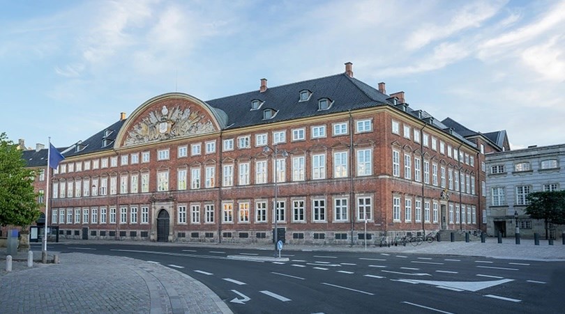 M�rkl�gger Molslinjens millioner