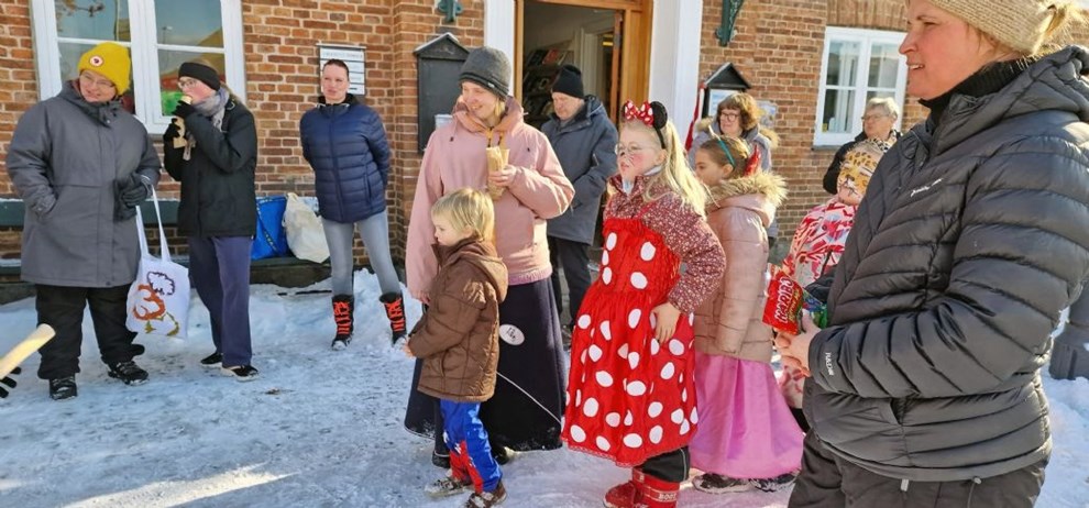 Flot solskin til fastelavn