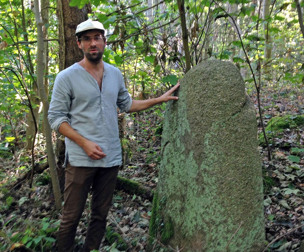 Underjordiske guider rundt p� �en - ny bog