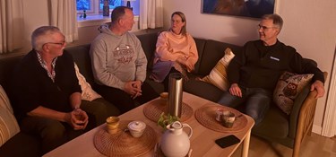 Valget kommer: Naboer skudt til hjørne igen