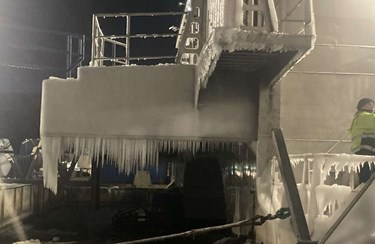 Is i Ystad Havn: Det betyder det for f�rgerne