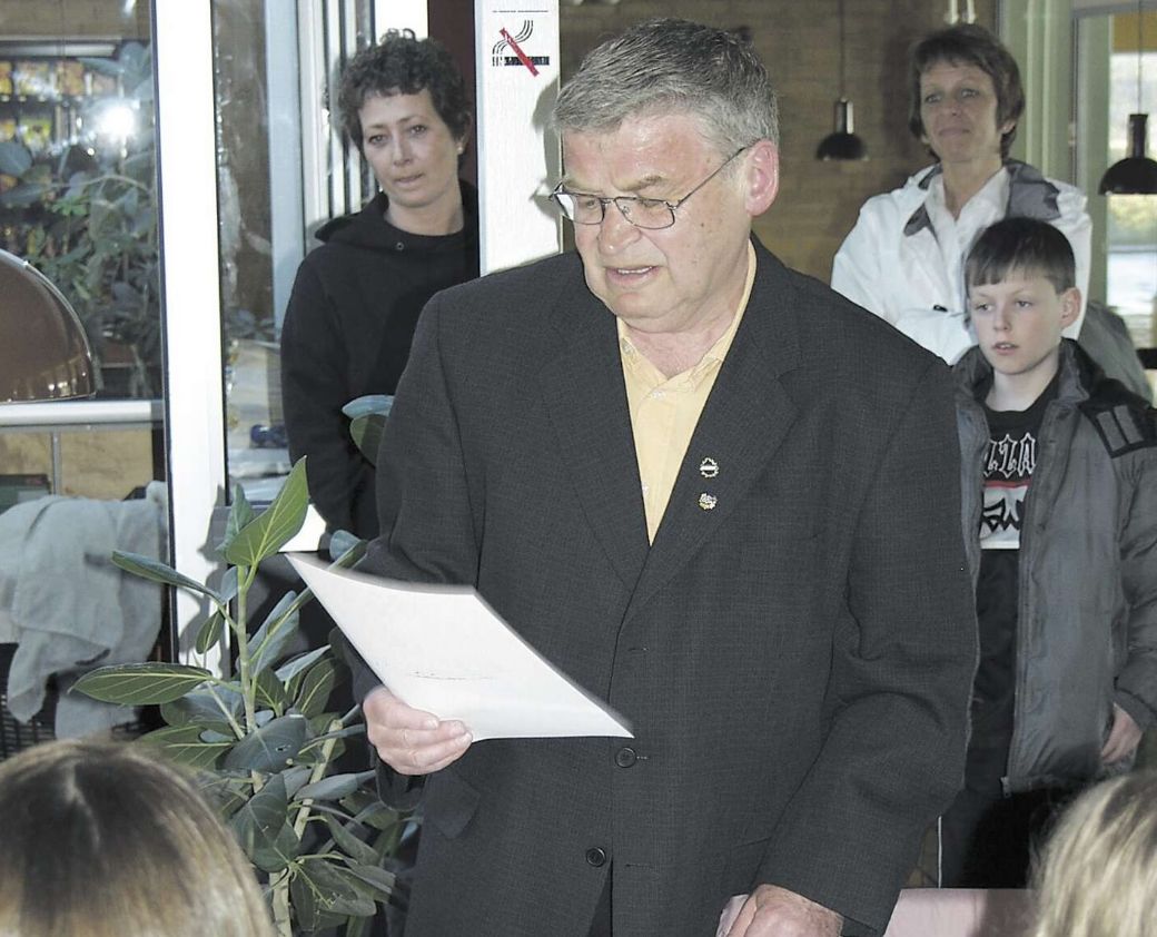 Flaget gik p� halv hos RIK