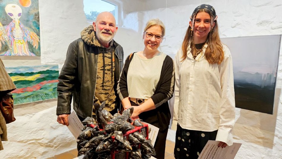 Hundredvis deltog i k�ring: To deler f�rstepr�mien