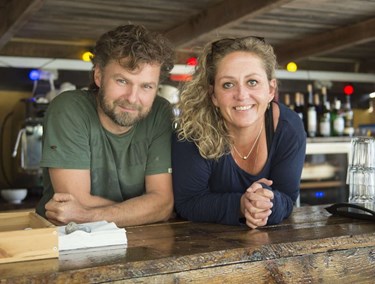 Spektakel genåbner med nye ansigter