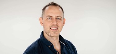 Nyt millionunderskud, men ejer er positiv: Slår igennem i 2026