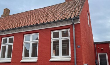 Derfor s�lger kommunen r�kkehuse i Nex�