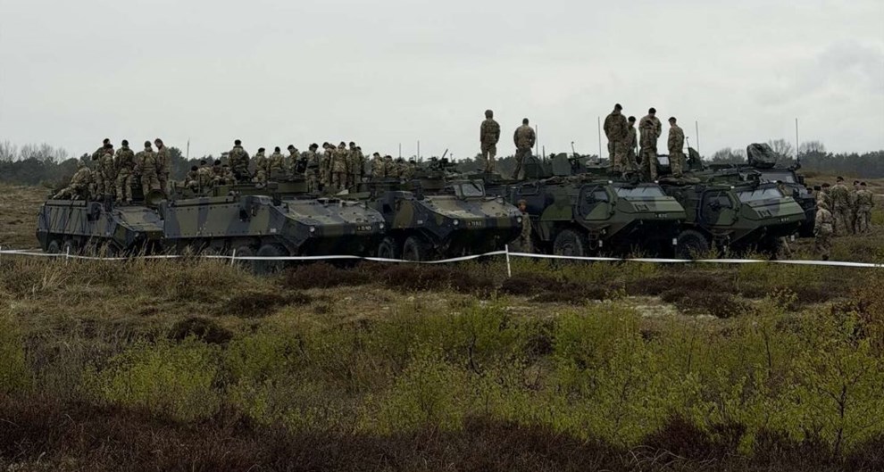 Rusland og raketter. Stilheden varede f� sekunder
