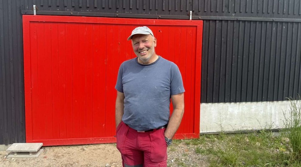 Byggede pal�er til de rige � nu bygger Ulrik for fremtiden i Melsted