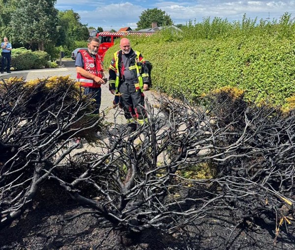 H�k br�ndte ned: Det koster en b�de