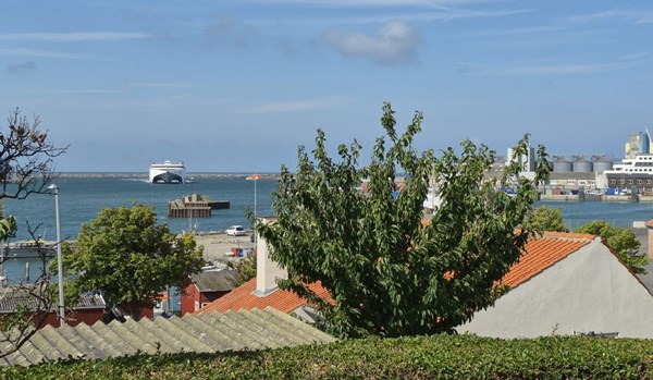 Hurtigf�rge er forsinket p� travl rejsedag