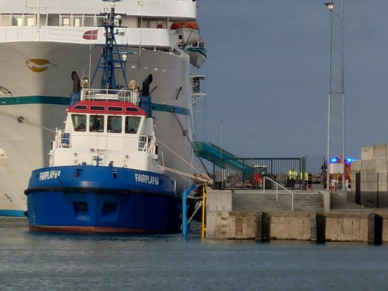 Krydstogtskib var ved at l�gge til: S�dan blev brand om bord slukket