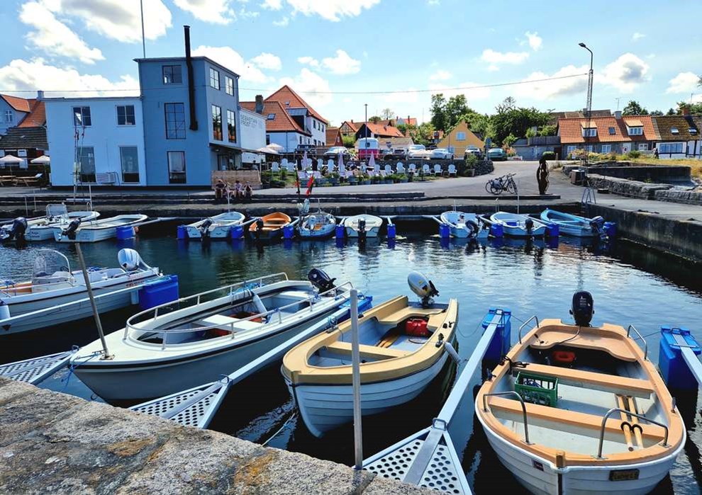 Bornholm er blevet en by fattigere