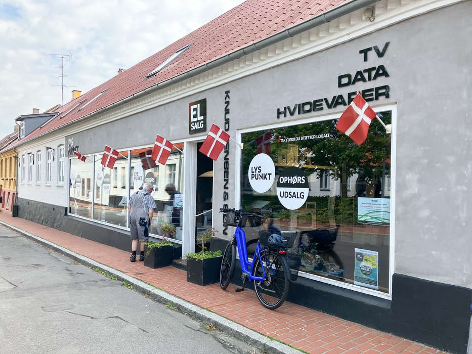 Butikken bnede i 1952  nu er det slut