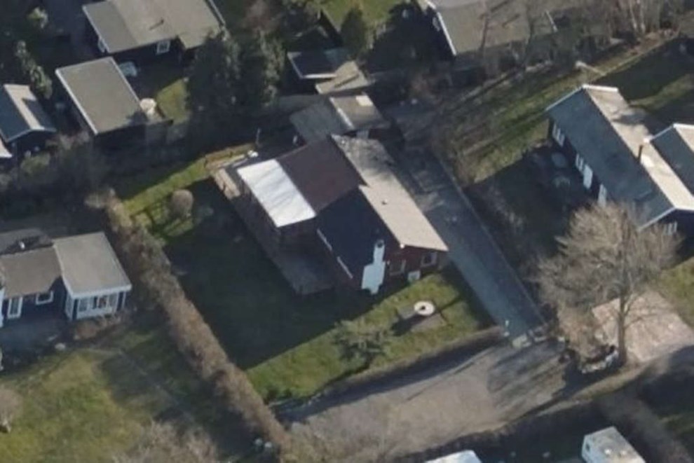 Familieoverdragelse p� Tejnvej i Allinge