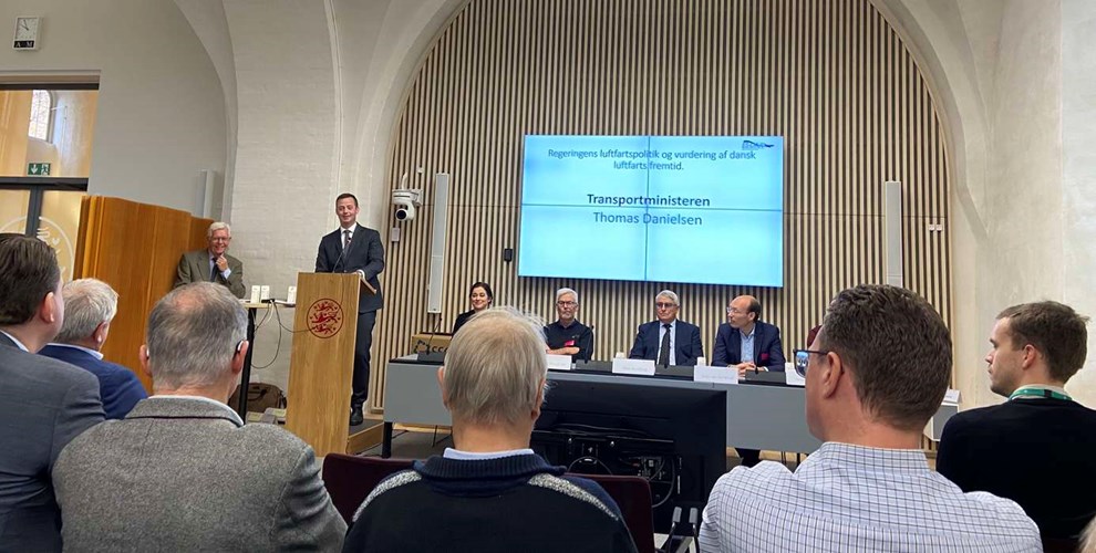 Interview med transportministeren: Vi satser massivt p indenrigsflyvningen