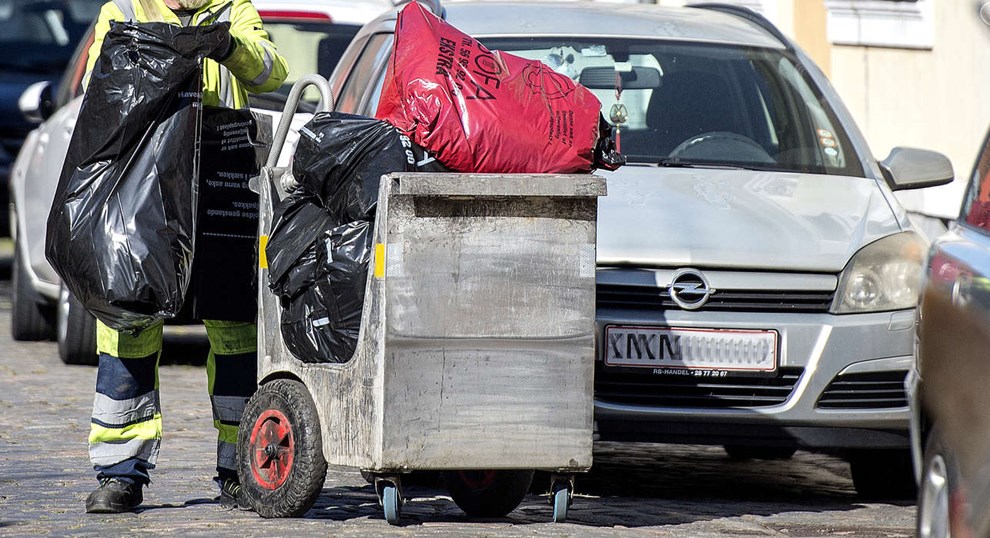 Den r�de affaldss�k bliver en selvhenter