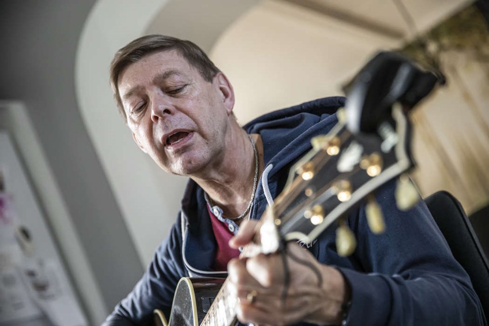 Bjarne Kure åbner sæsonen på Sandvig Scenen Bjarne Kure åbner sæsonen på Sandvig Scenen