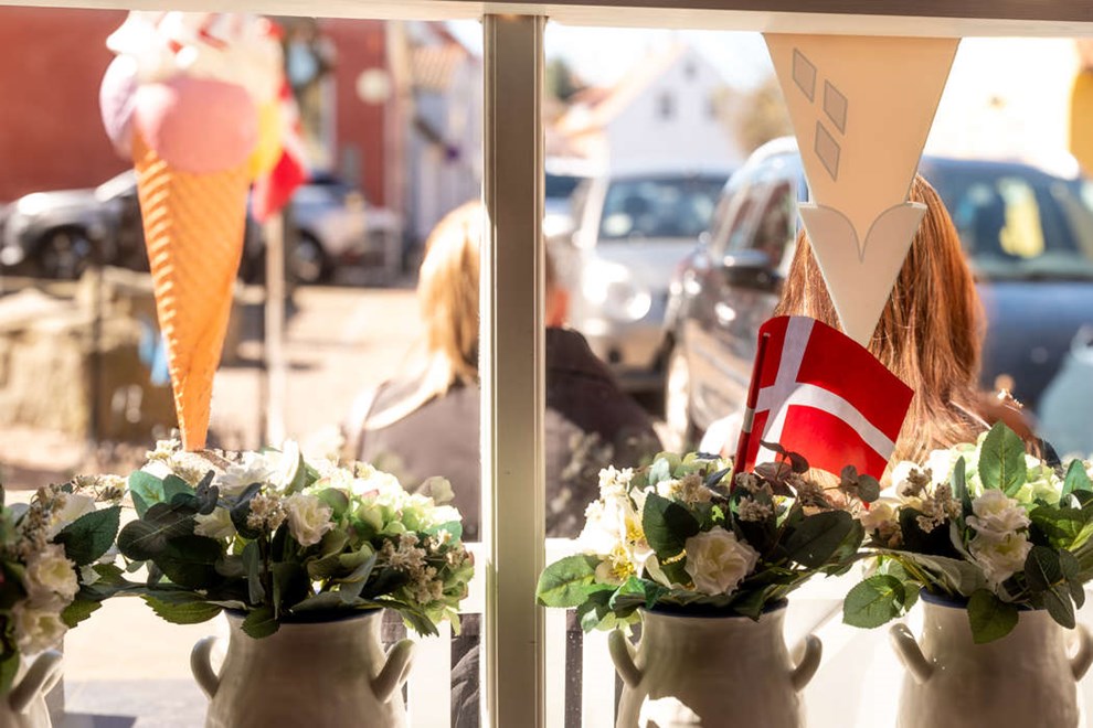 Aviskokken jagter Kr�lle B�lle