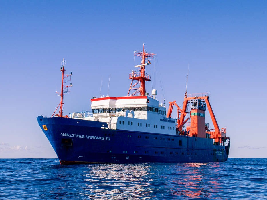 Skibet er ladet med forskere: Stor brislingeundersgelse i gang