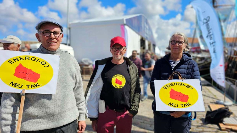 Vi må ikke debattere Vi må ikke debattere