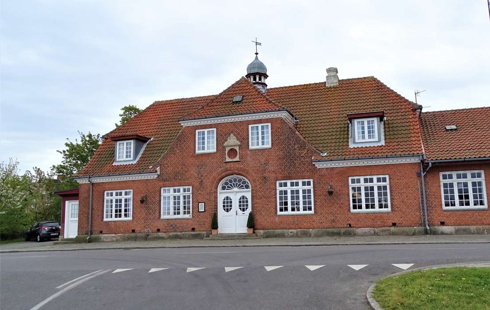 Fra Sandvig til Allinge p det nedlagte jernbanespor