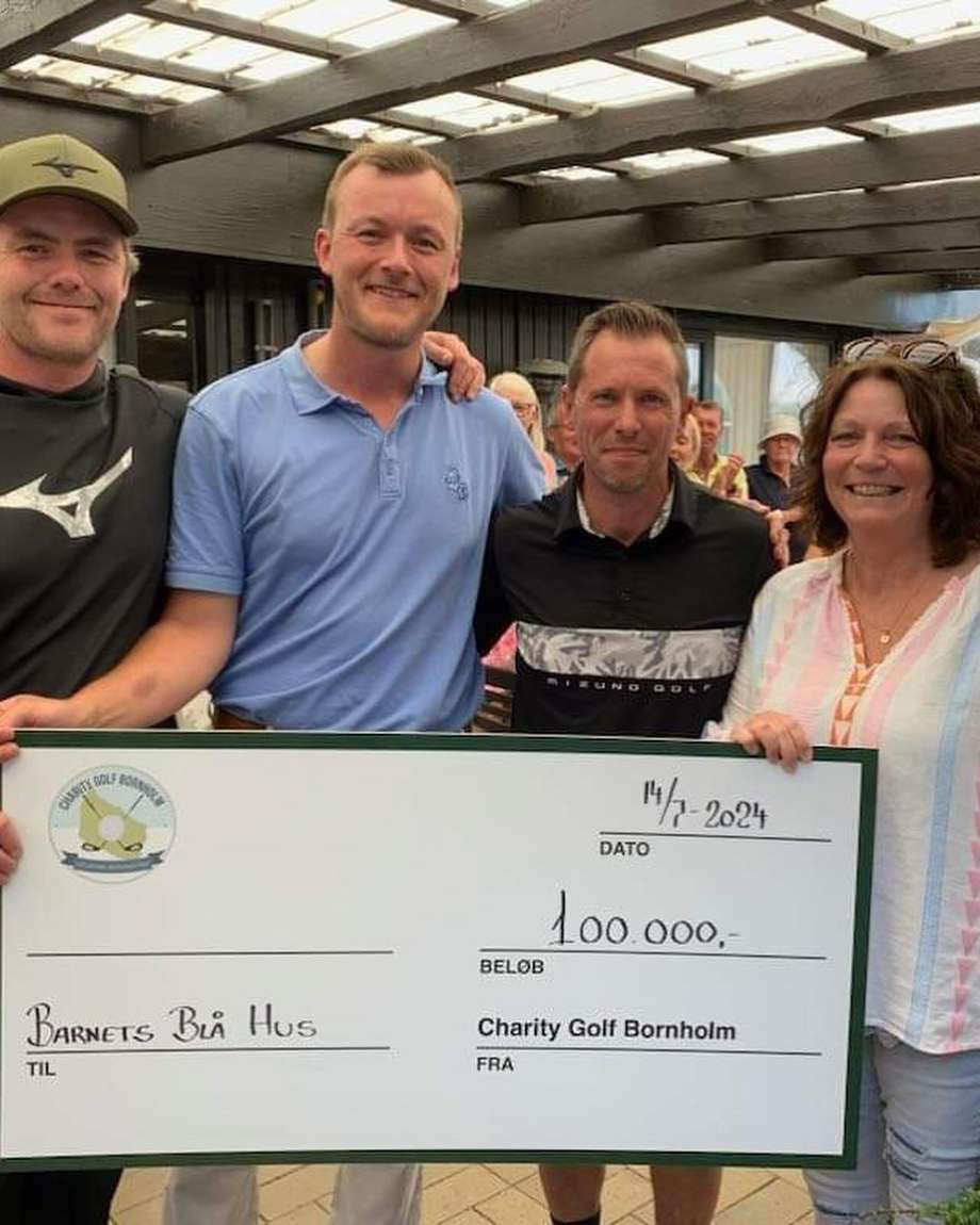 Stor check p� vej til Barnets Bl� Hus