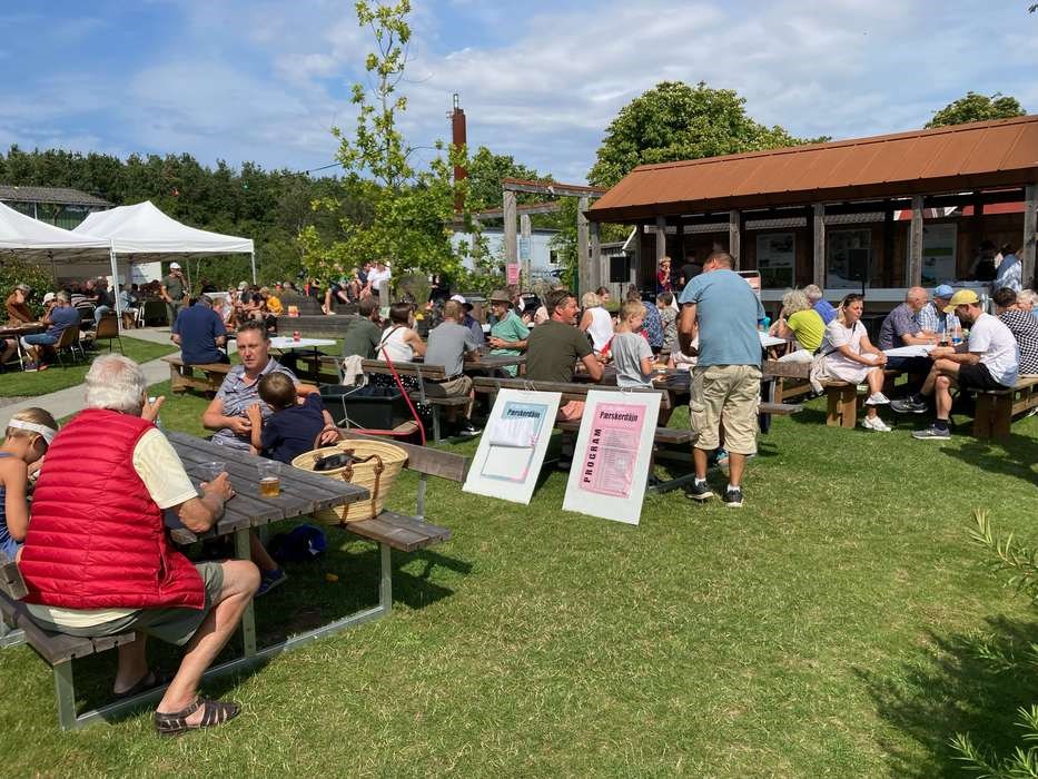 F�llesskabets triumf: Byfesten genopst�r med stor succes