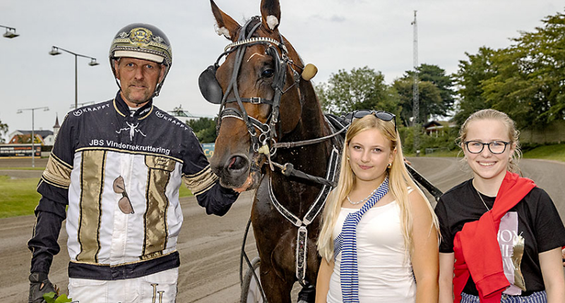 Ukendte heste udfordrer eliten i udtagelseslbene