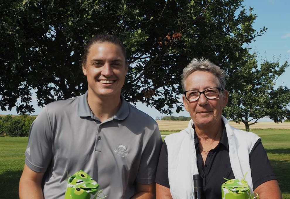 Magnus og Birthe vinder klubmesterskab Magnus og Birthe vinder klubmesterskab