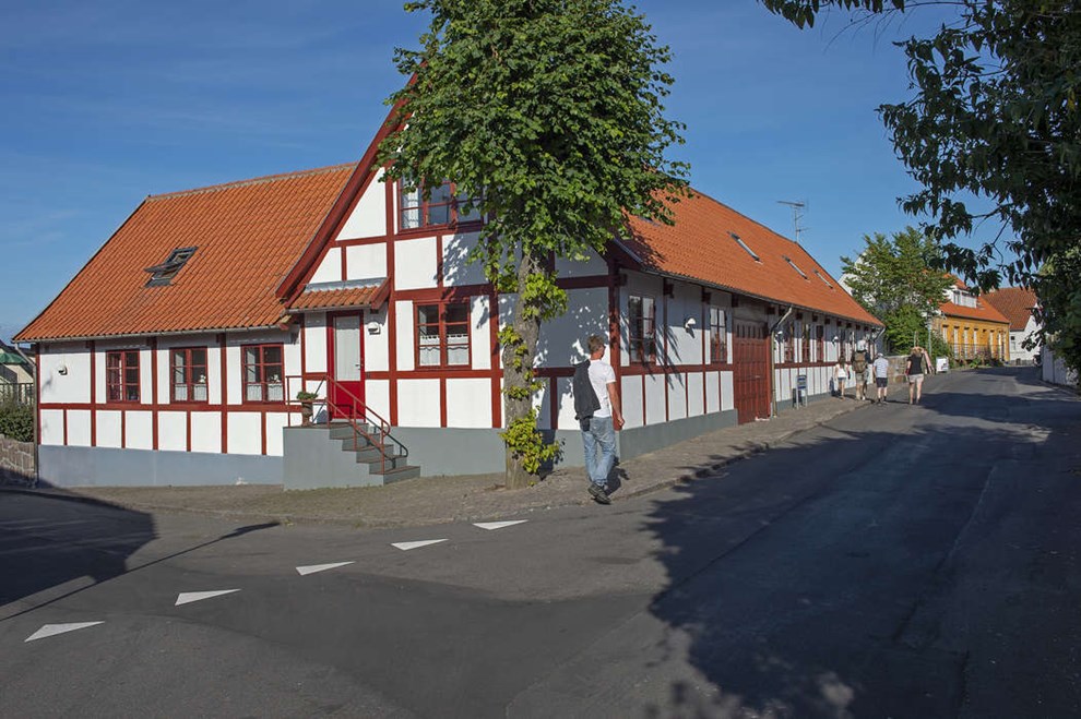 Afl�seren mangler: Formand siger farvel til Sandvig