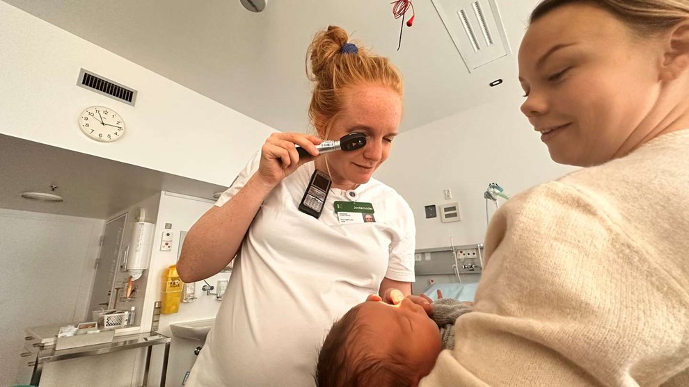 De frste i regionen: Bornholms Hospital tilbyder jenscreening af nyfdte