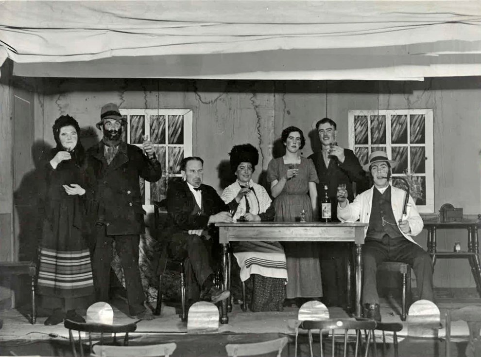 Kan du genkende nogle af aktrerne fra 1950?