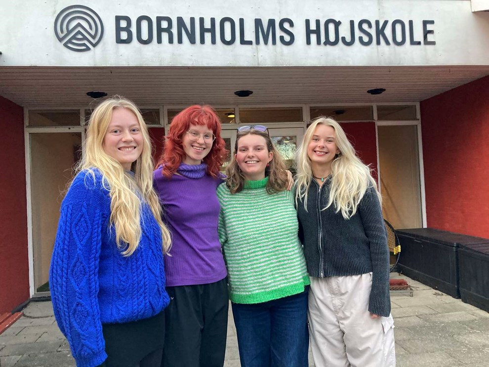 Hjskoleelever sger bolig og job: Ikke frdige med Bornholm