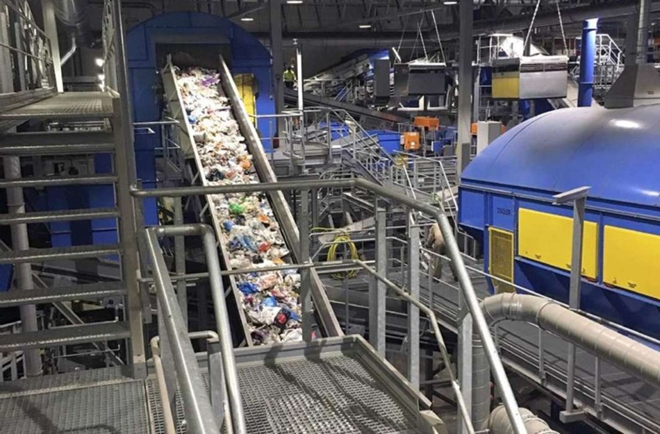 Vil have robotter til at sortere skraldet