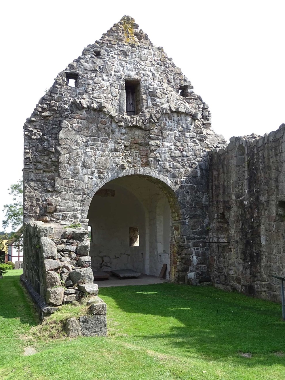 Martin Andersen Nexø og Østermarie Kirkes madonnafigur Martin Andersen Nexø og Østermarie Kirkes madonnafigur