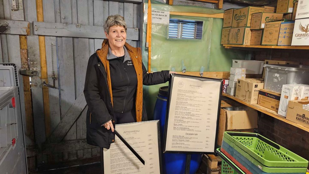 Politiet efterforsker h�rv�rk p� caf�