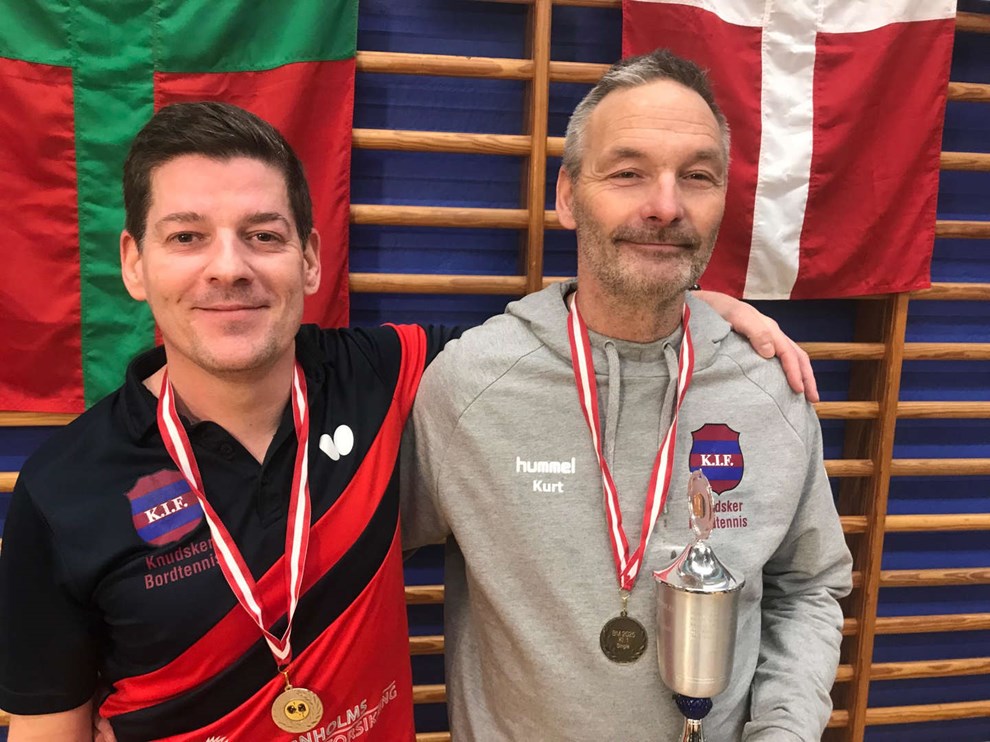 Gamle drenge dystede om BM