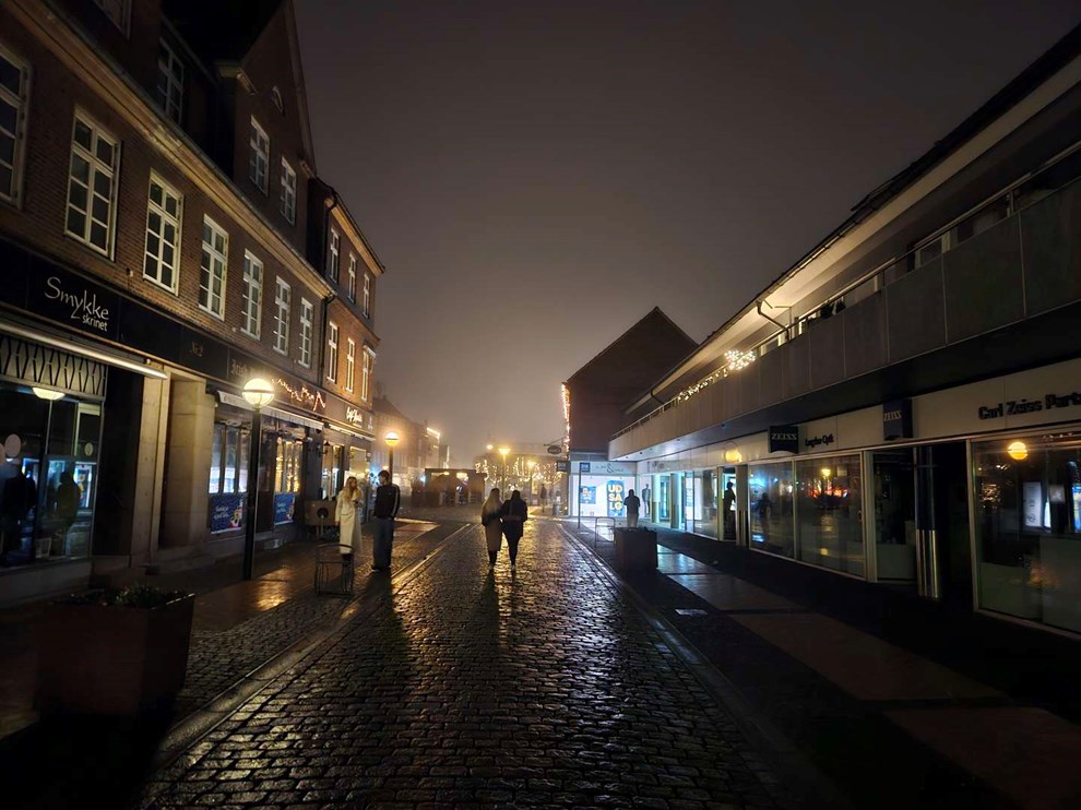 Dagens billede: Aftenlivet i R�nne