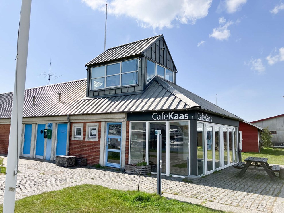 Caf i Rnne genopstr efter to r uden vrt