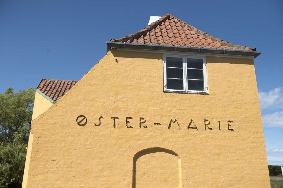 Manden bag stationerne var ogs� m�belarkitekt