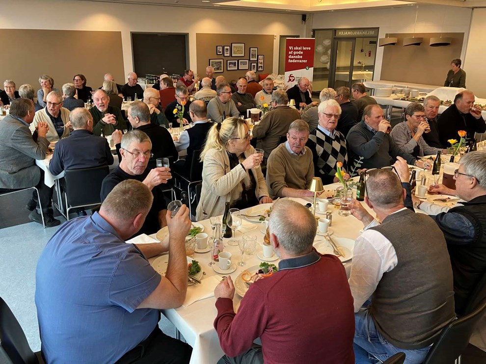 Gamle kolleger spiste sammen